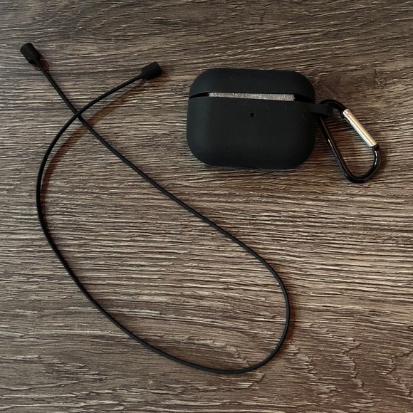Black AirPod Pro Set - Picture 1 of 4